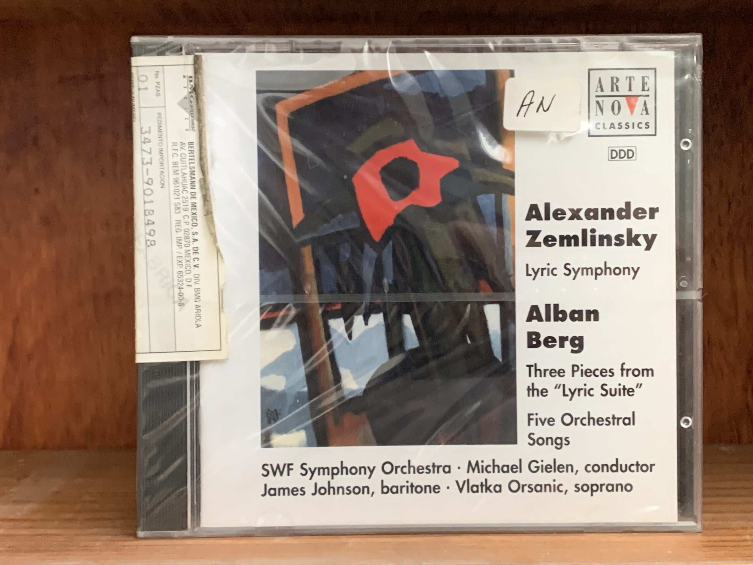 Lyric Symphony / Three Pieces from ""Lyric Suite"" / Five Orchestral Songs