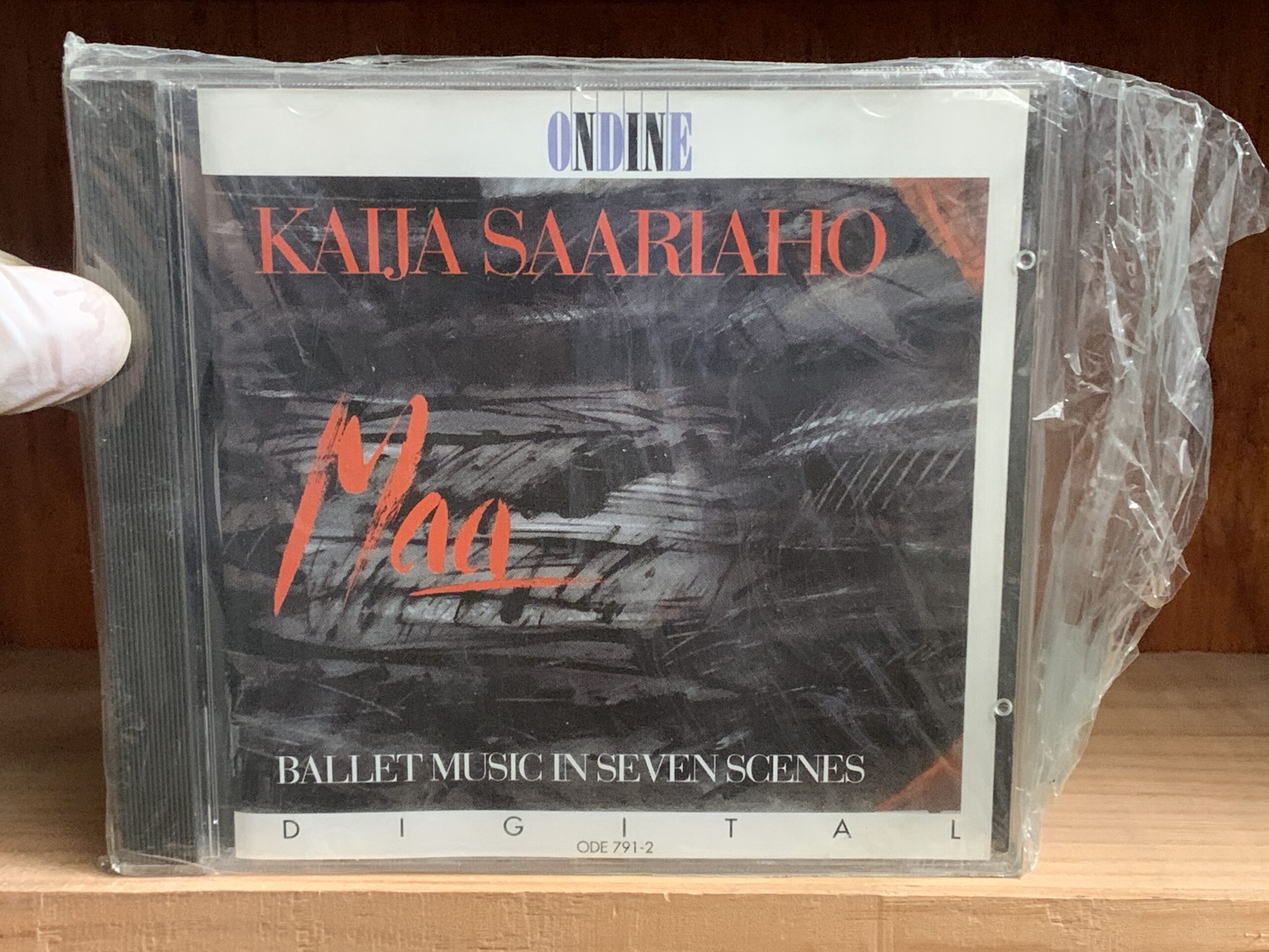 Saariaho: Maa
